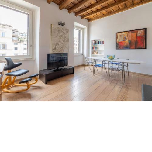 Modern apartment in Campo de Fiori