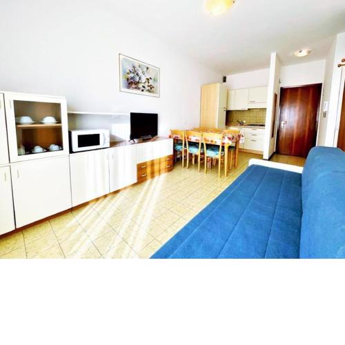 Modern apartment in Caorle with private terrace