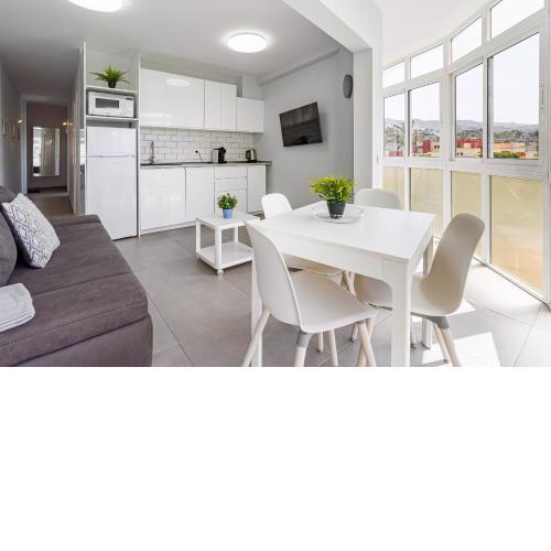 Modern apartment in complex Las Terrazas