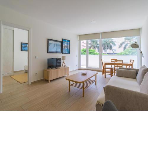 Modern Apartment in Las Canteras with parking