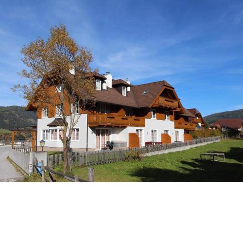 Modern Apartment in Sankt Margarethen im Lungau with Garden
