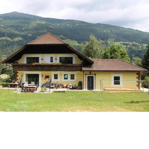Modern Apartment in Sankt Michael im Lungau