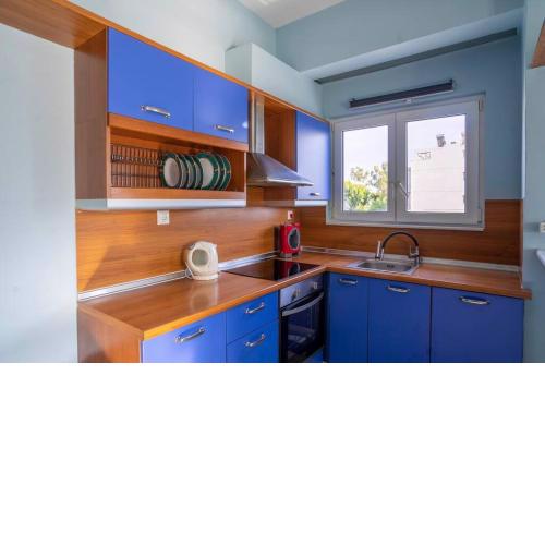 Modern apartment in Voula next to the beach