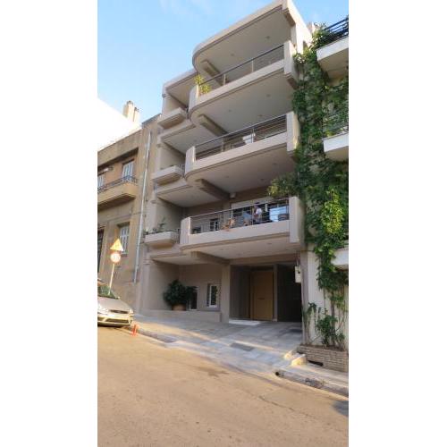 Modern apartment near Acropolis peaceful location.