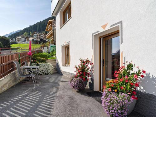 Modern Apartment near Ski Area in Kappl