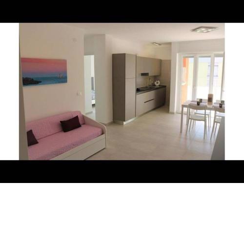 Modern Apartment with terrace 50m from the beach - Private Beach Place Included