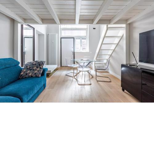 Modern Apt 300mt from Milano Central Station!