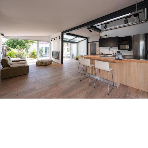 MODERN BUNGALOW DRAGÓN CLUB II