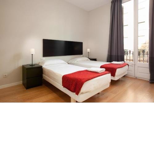 Modern Center Apartments