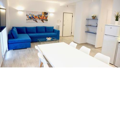 Modern & Central Apt in Athens