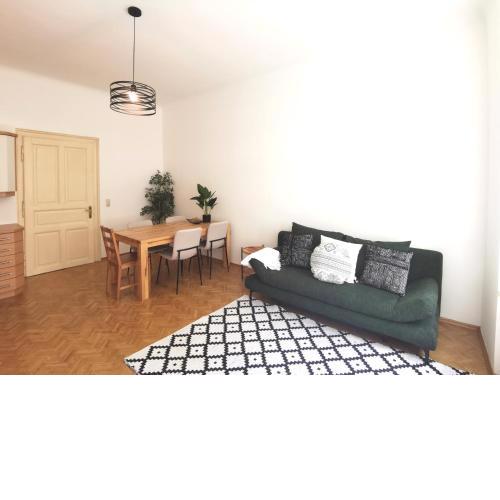 Modern & charming apartment with 2 bathrooms near city centre and main trainstation (Hauptbahnhof)