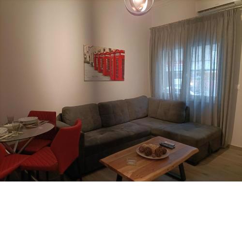 Modern Comfy Apartment near Metro