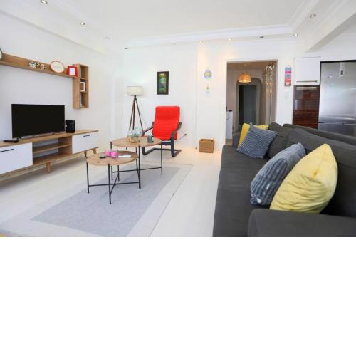 Modern Cozy Flat with Central Location in Sisli