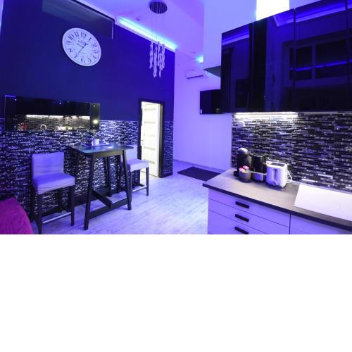 Modern Design Apartment in the City Center