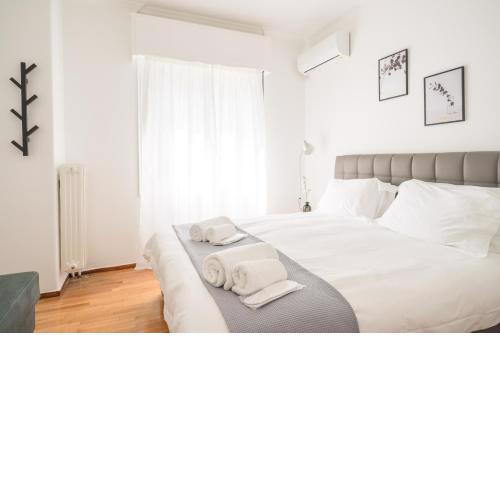 Modern design apartment near Acropolis 2