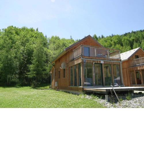 Modern detached chalet in Stadl an der Mur Styria with winter garden