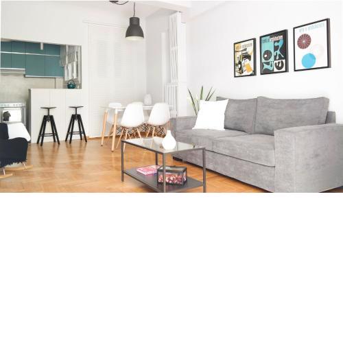 Modern Downtown Flat near the Acropolis by UPSTREET
