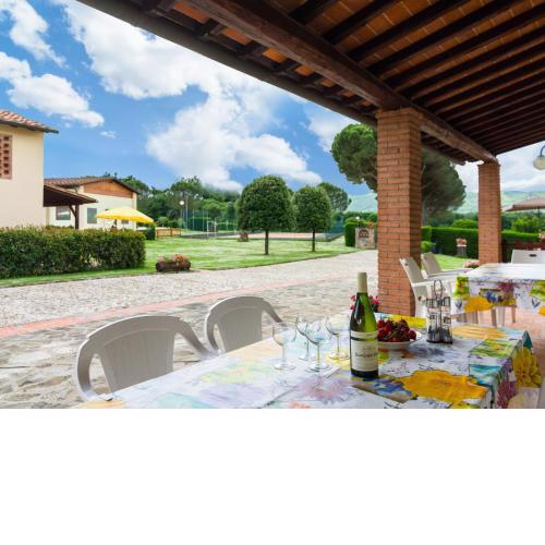 Modern Farmhouse in Bucine with Pool