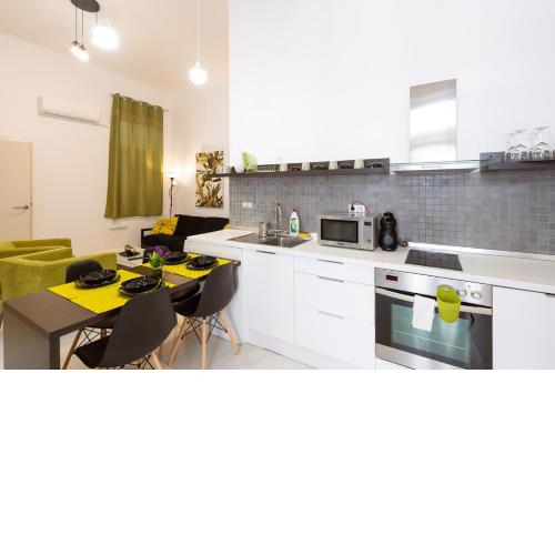 Modern flat @ Andrassy Avenue and Oktogon square