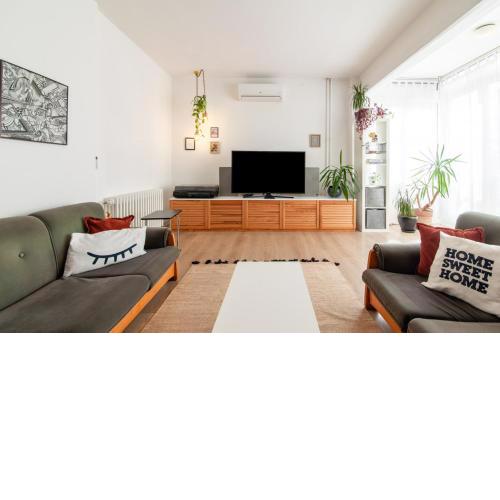 Modern Flat with Central Location in Kadikoy