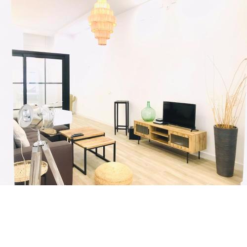 Modern & functional apartment close to the beach