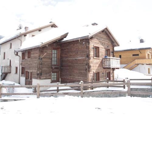 Modern Holiday Home in Livigno Italy near Ski Area