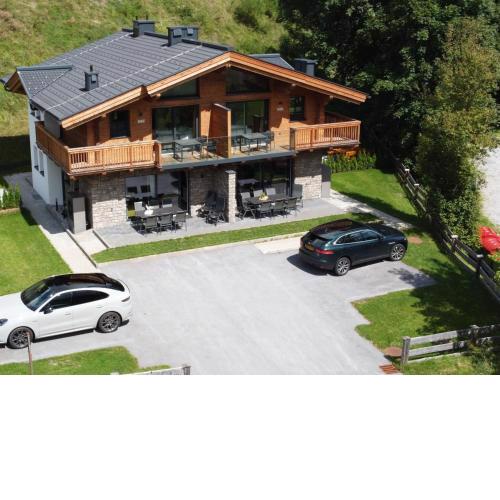 Modern Holiday Home in M hlbach am Hochk nig with Sauna