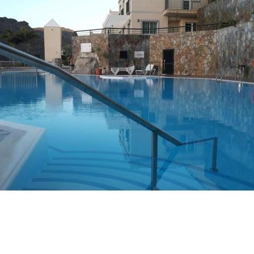 Modern house with large chill out terrace and jacuzzi