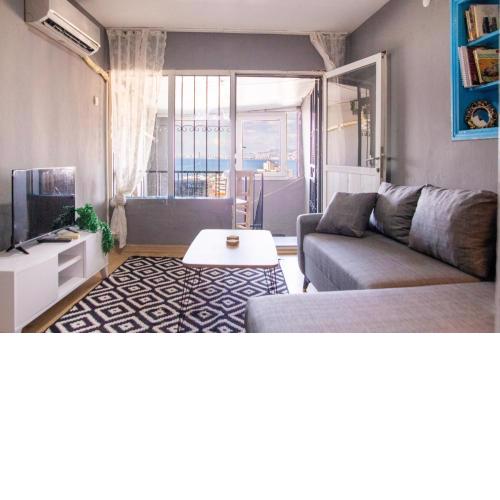Modern House with Sea View in Izmir