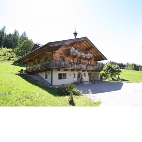 Modern Mansion near Ski Area in Salzburg