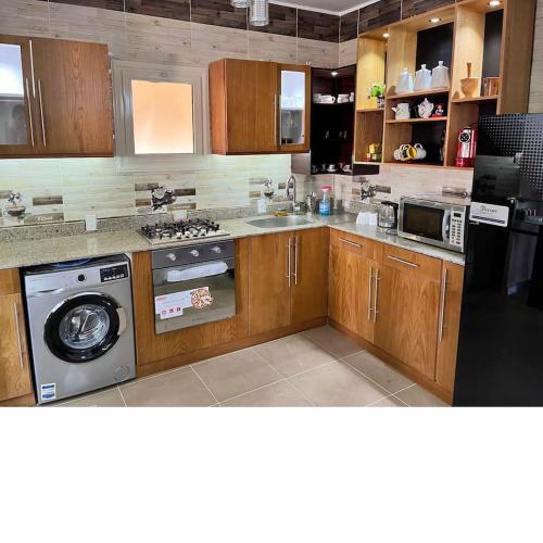 Modern Prime Lux Apartment in Sheikh Zayed City