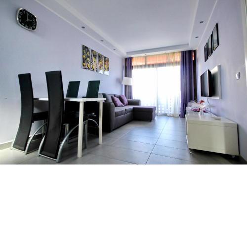 Modern sea view apartment near Playa Las Américas beach