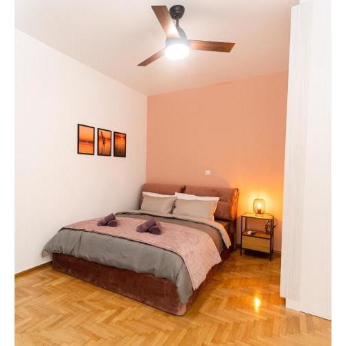 Modern studio Chiou