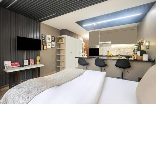 Modern Studio Residence Flat in Kartal