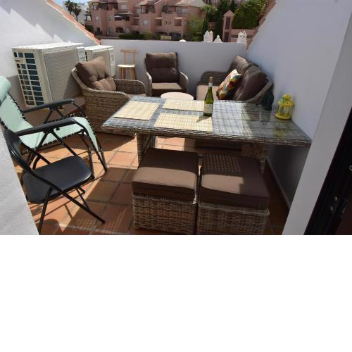 Modern Townhouse in Riviera del Sol 3 Bed