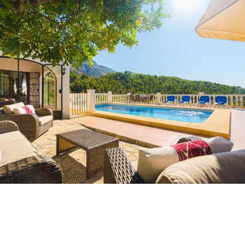 Modern Villa in Altea with Private Swimming Pool