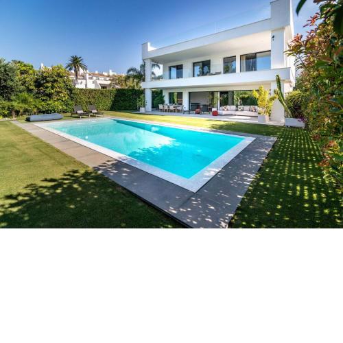 Modern Villa in Las Palmas