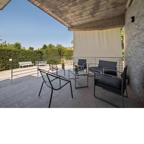 Modern villa in Nissoria with swimming pool