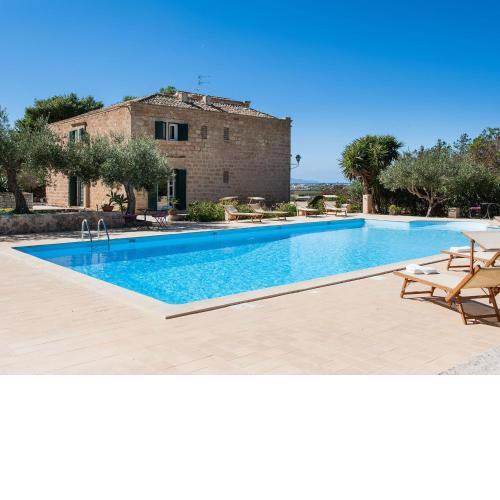 Modern Villa in Paceco with Private Pool