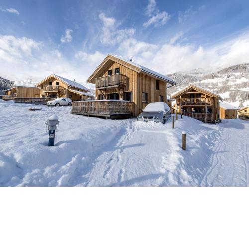 Modern Wooden Chalet in Sankt Georgen ob Murau with Jacuzzi