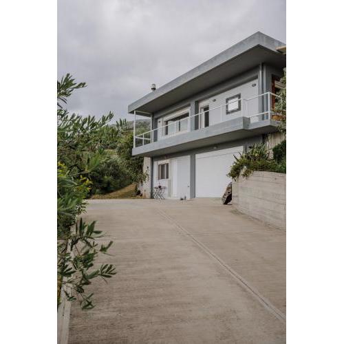 Moderne neue Villa mit fantastischer Aussicht!