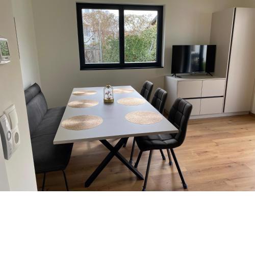 Moderne Wohnung mit Terrasse