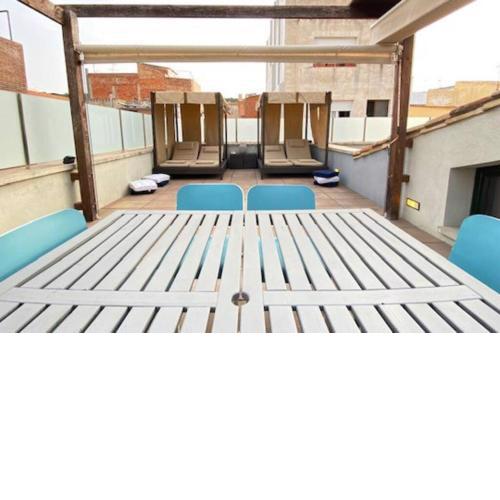 MODERNIST HOUSE CLOSE BEACH RELAX