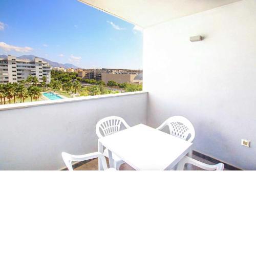 Moderno Apartamento 3 hab. en Myramar - Fuengirola