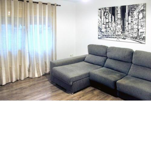 MODERNO APARTAMENTO CERCA DE BARCELONA