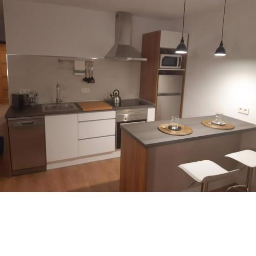 Moderno apartamento con vista a la montaña
