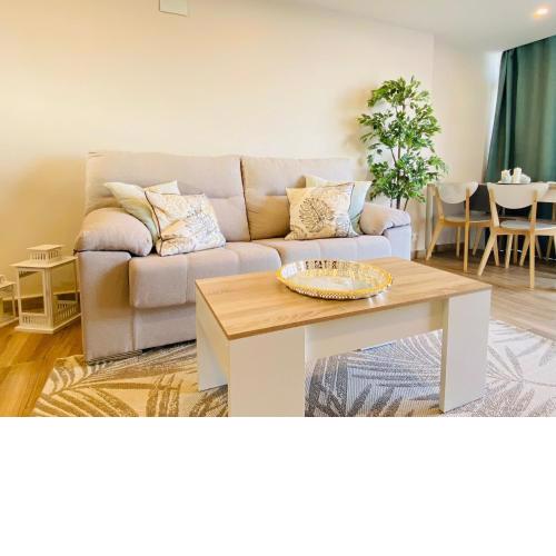 Moderno Apartamento con Vistas al Mar -Benalmadena