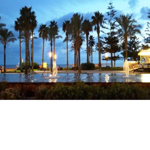 Moderno Apartamento en 1a Linia de mar en Salou.