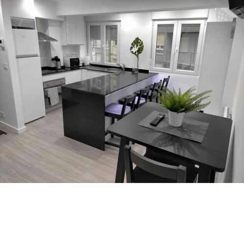 Moderno e iluminado Apartamento cerca de todo