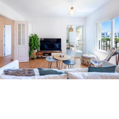 Moderno piso para 4 cerca de la playa
